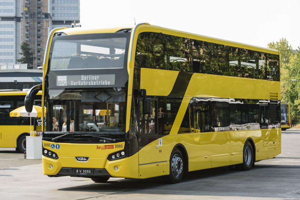 BVG stellt den neuen VDL-Doppeldecker vor