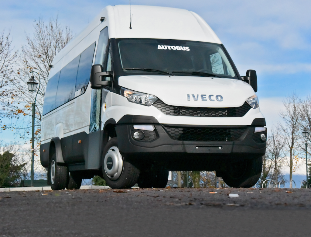 IVECO DAILY  AUTOBUS Web - La rivista del trasporto pubblico in Italia