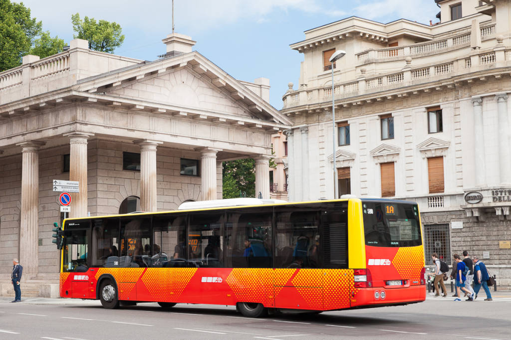 autobus-atb-bergamo-528303