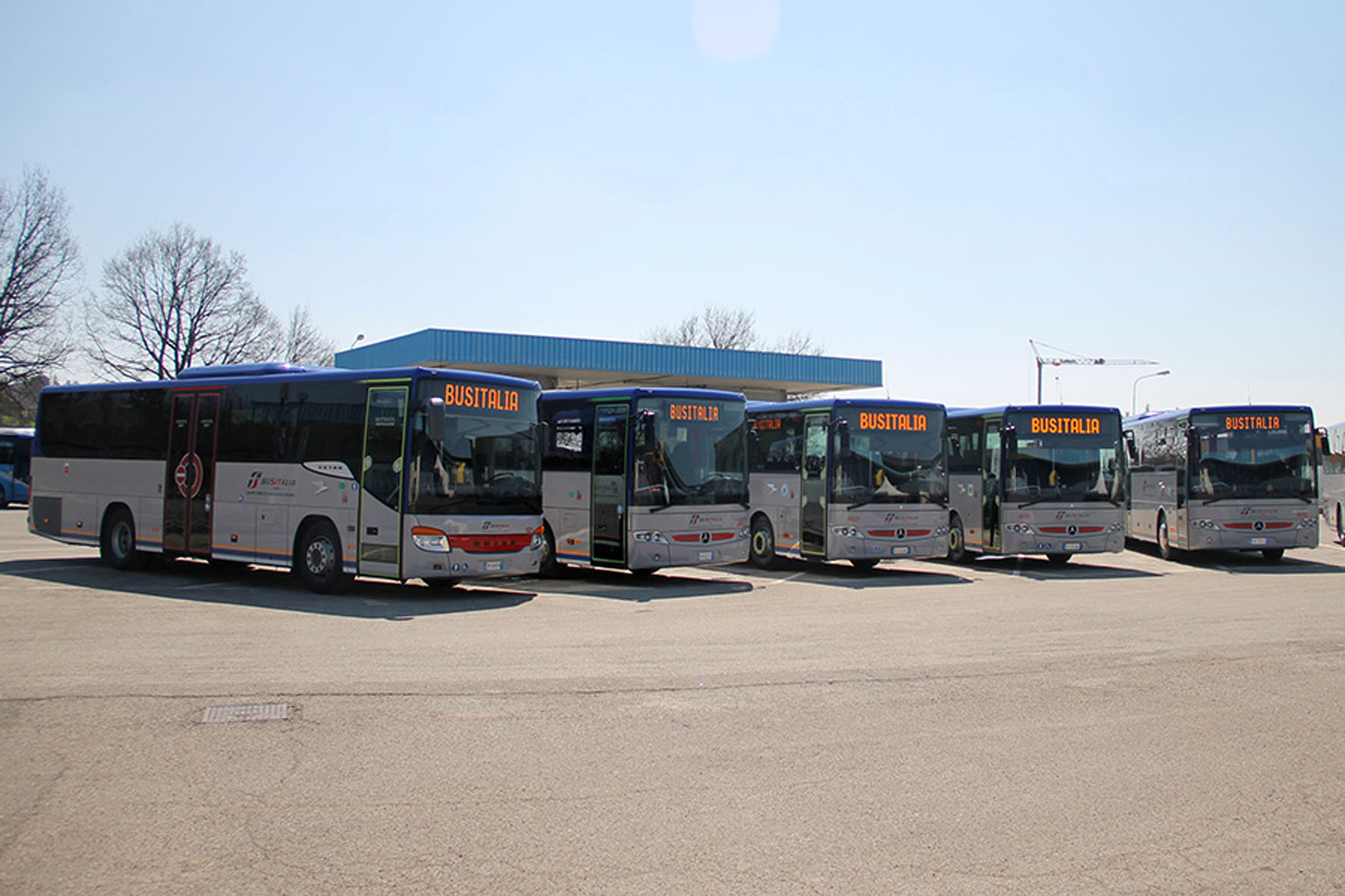 nuovi autobus mercedes intouro busitalia vallate, valtiberina foto arrivate comunicato 9 aprile 2015