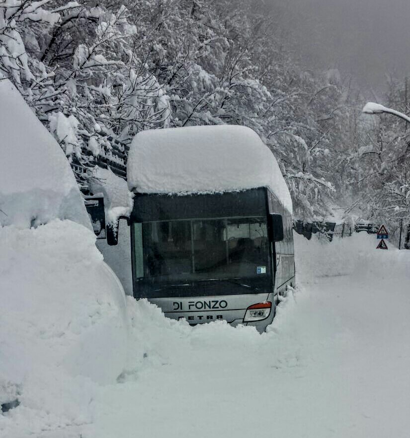 di fonzo neve autobus