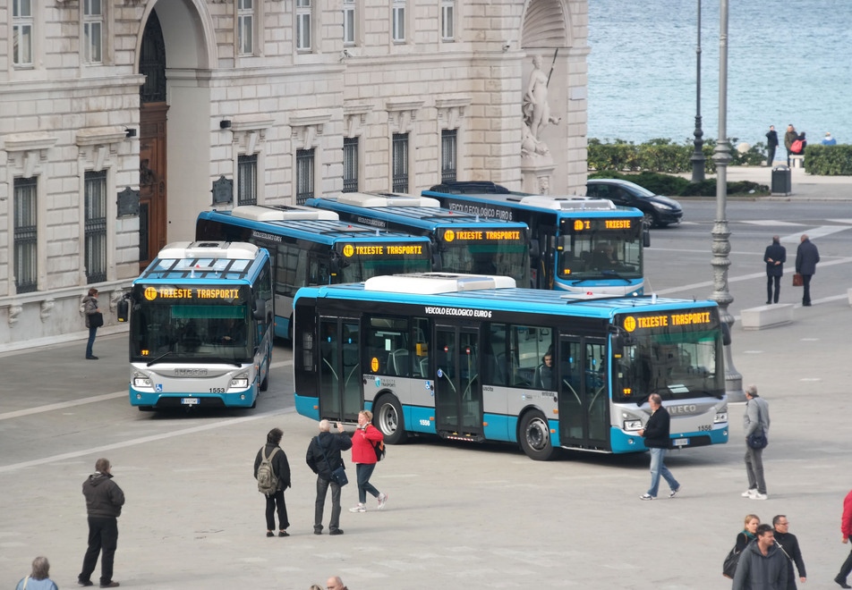 autobus trieste trasporti