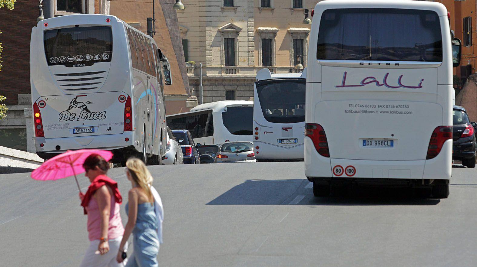 piano bus roma autobus turistici centro storico