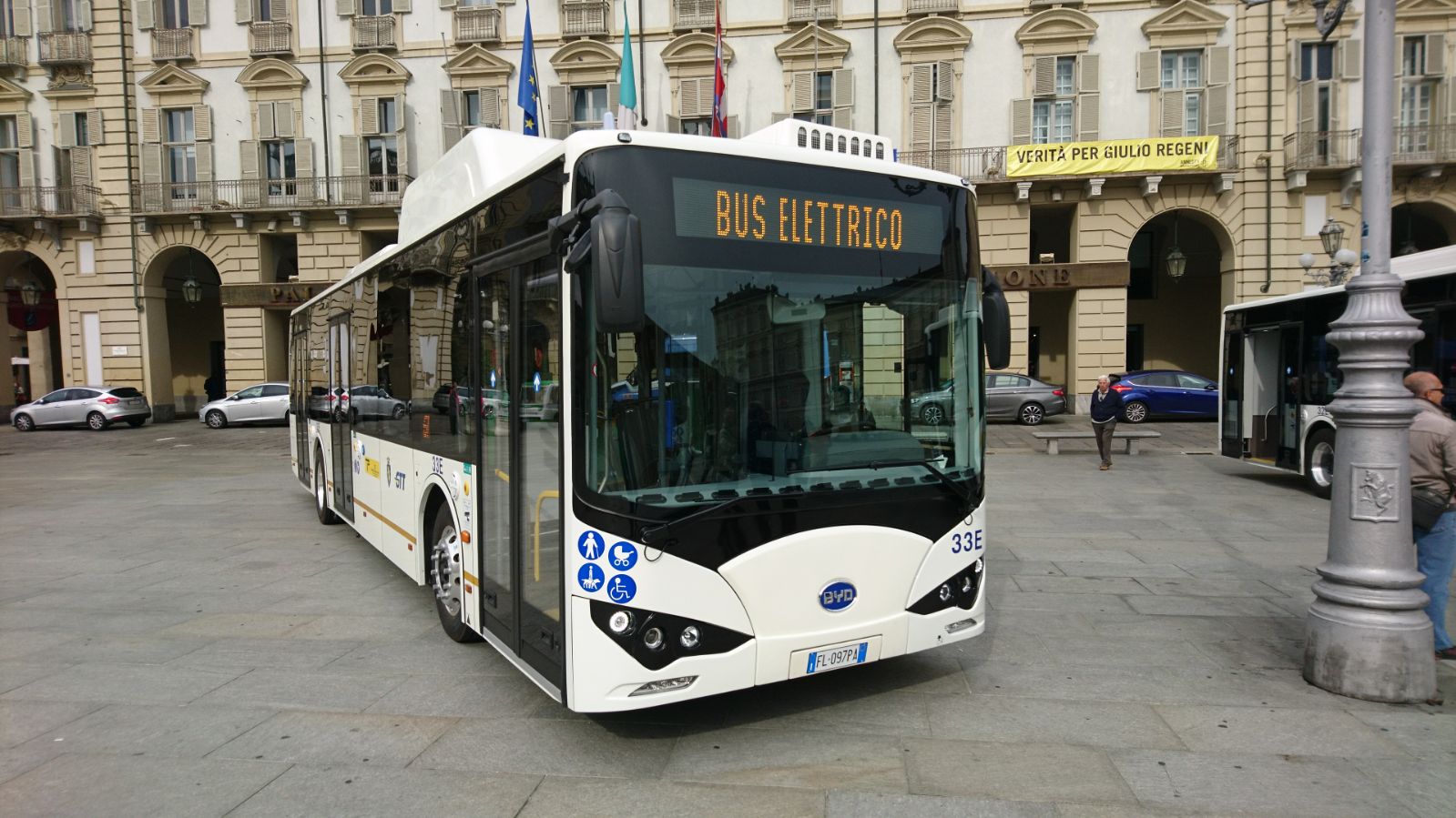 autobus elettrici torino cinesi byd