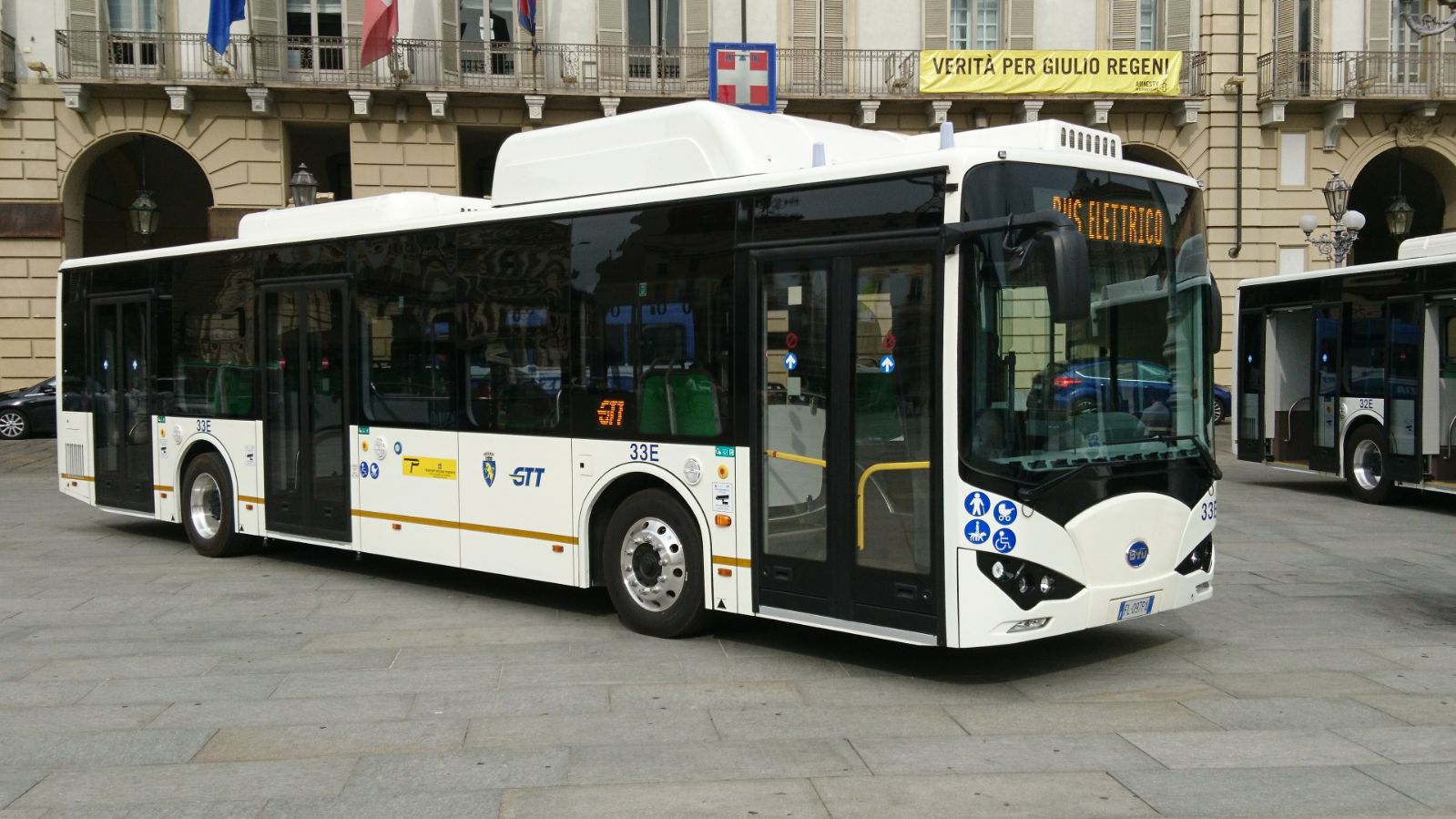 autobus elettrici torino cinesi byd