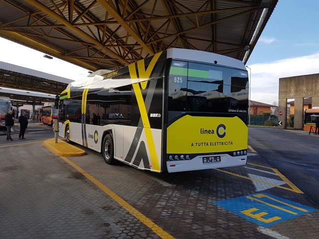 autobus elettrico solaris urbino atb bergamo linea c