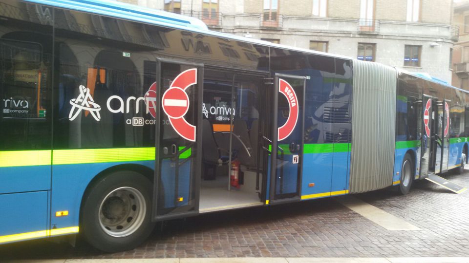 autobus italia Arriva Italia, per Km Cremona in campo nove tra Man