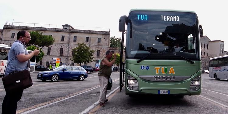 autobus tua abruzzo