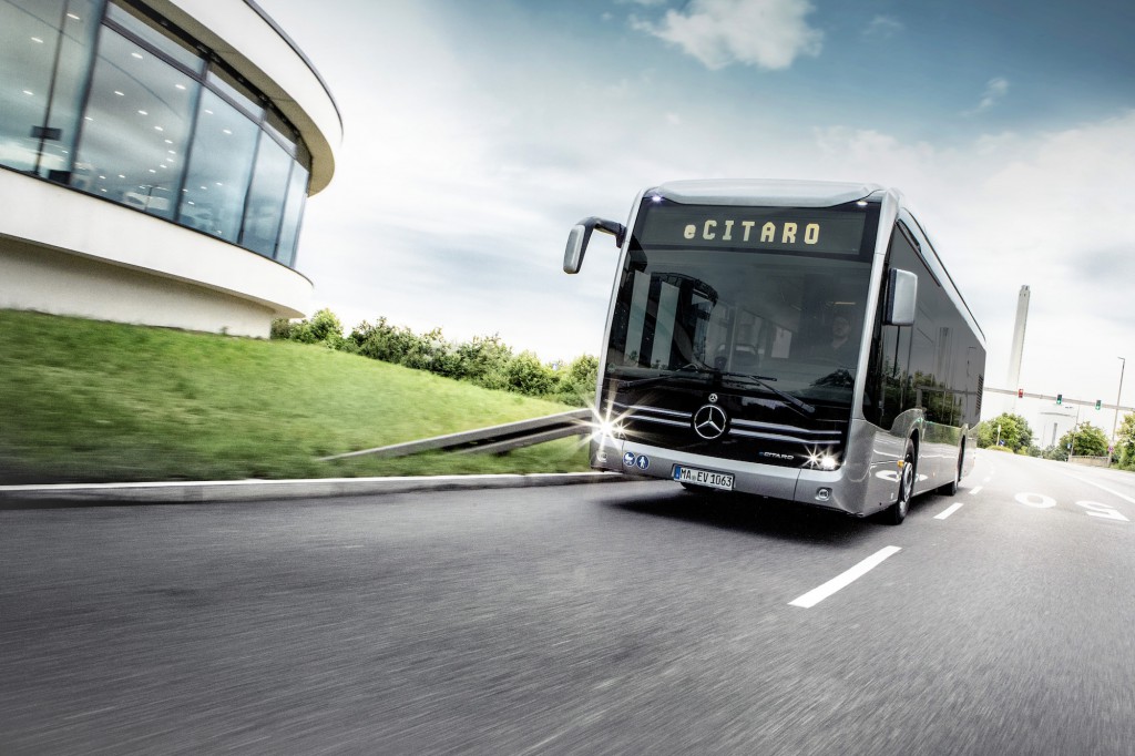 autobus elettrico mercedes eCitaro