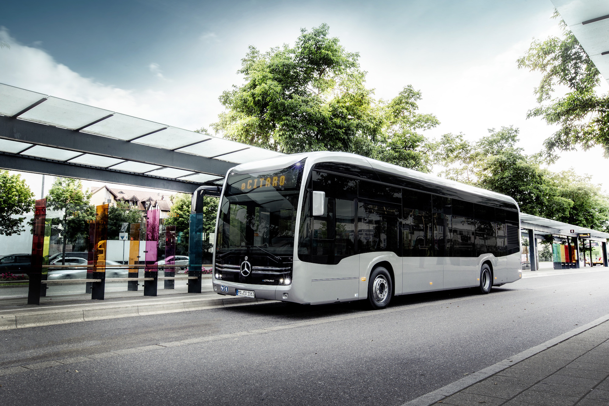 autobus elettrico mercedes eCitaro