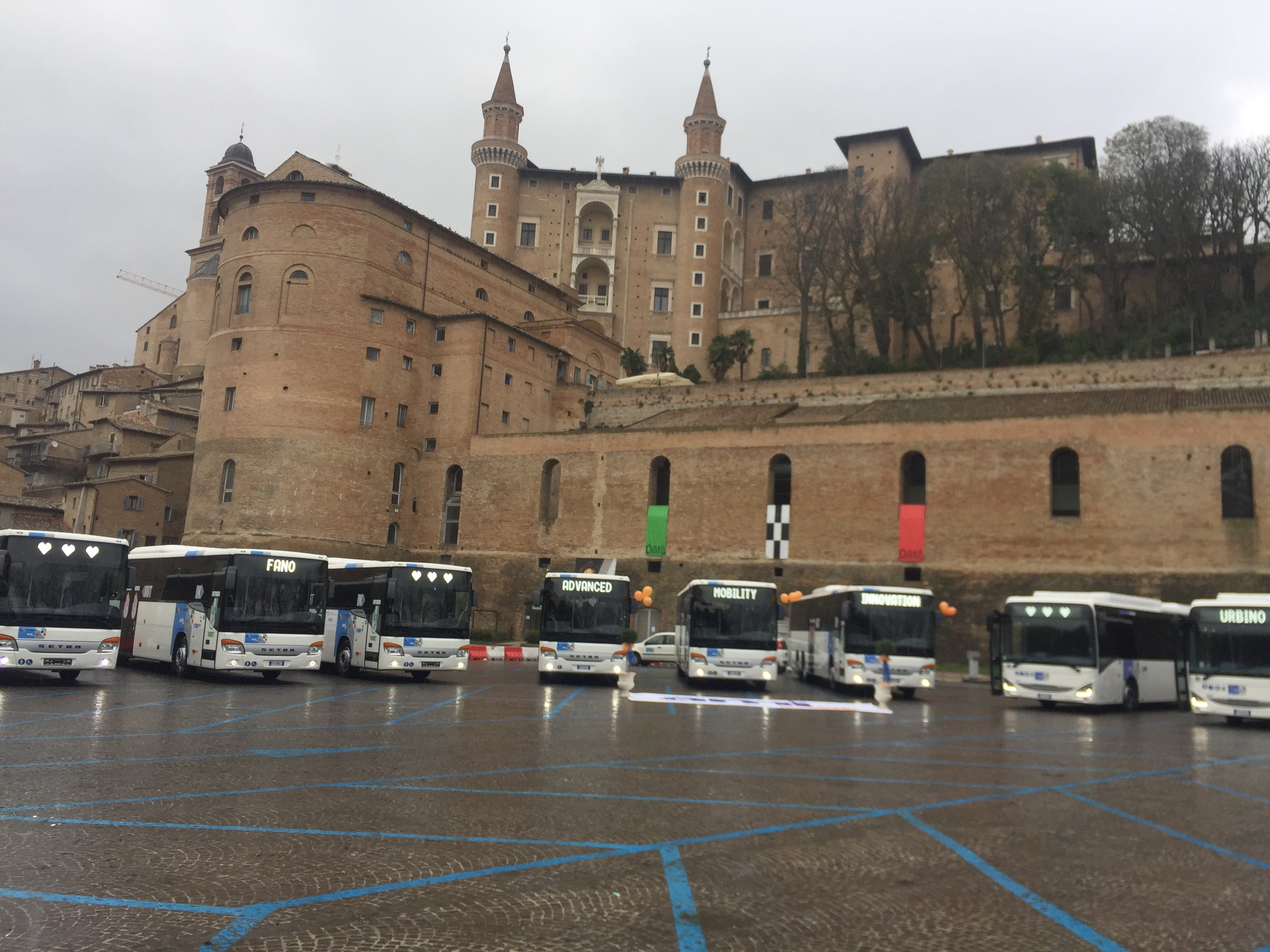 autobus ami urbino Crossway