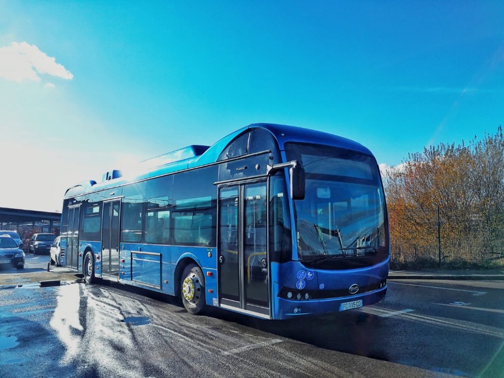 stabilimento byd francia autobus elettrici