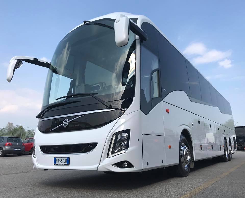 Il Volvo 9900 sbarca in Italia, ecco le prime consegne