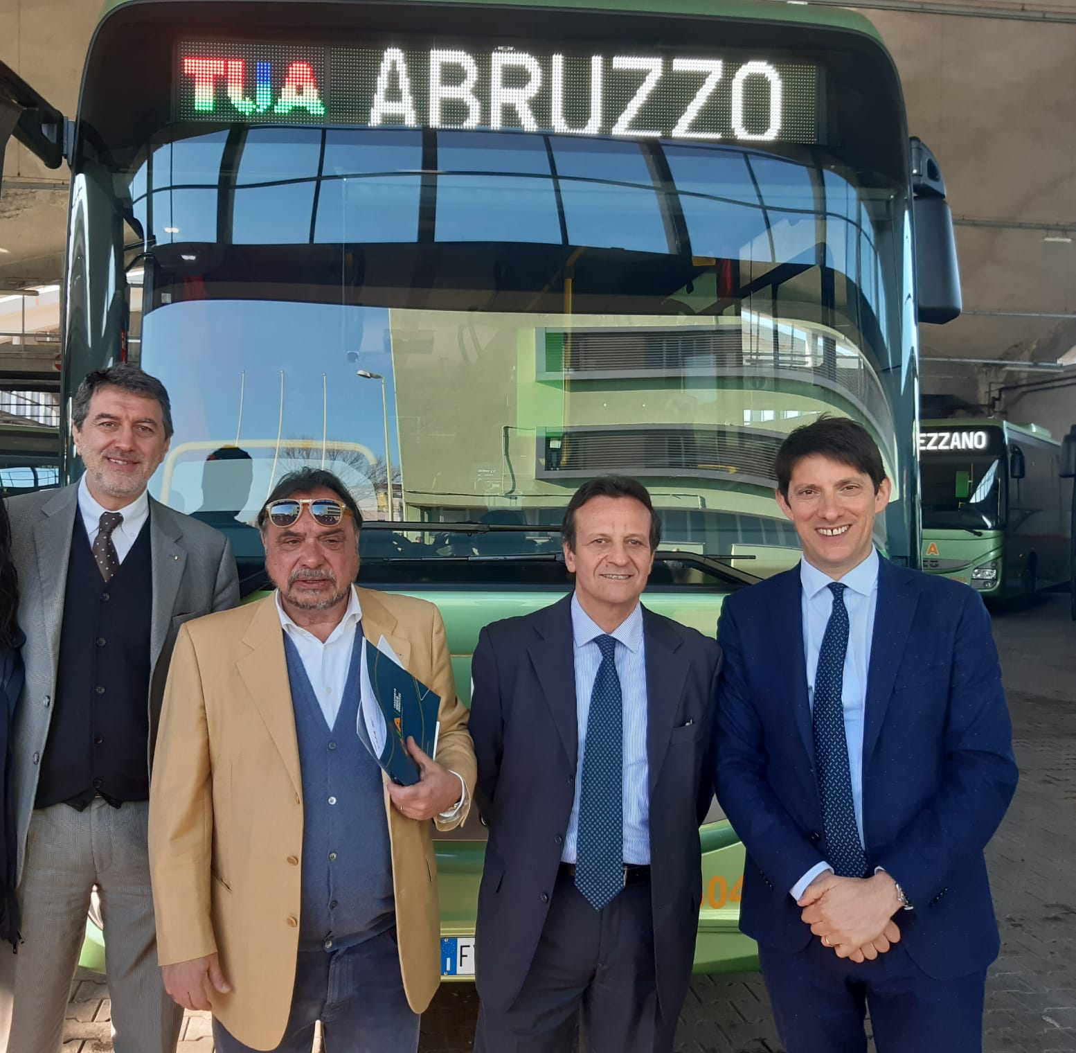 tua abruzzo nuovi bus