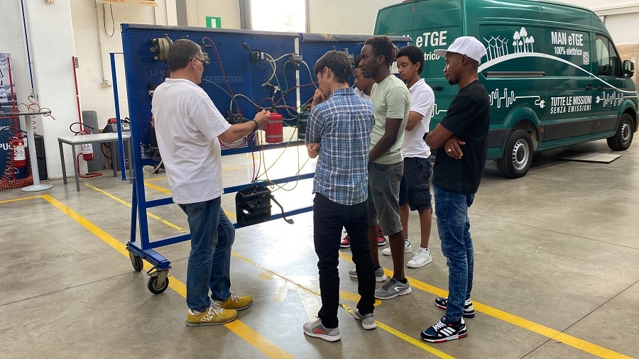 Giovani Meccanici MAN 2