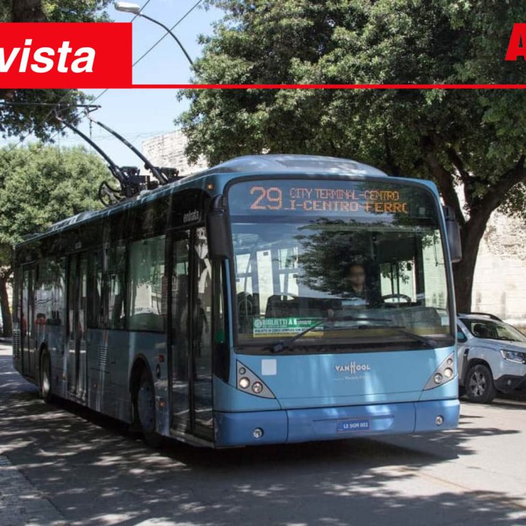 Filobus, tra l'unicità di Lecce e l'addio di Bari è una questione barocca