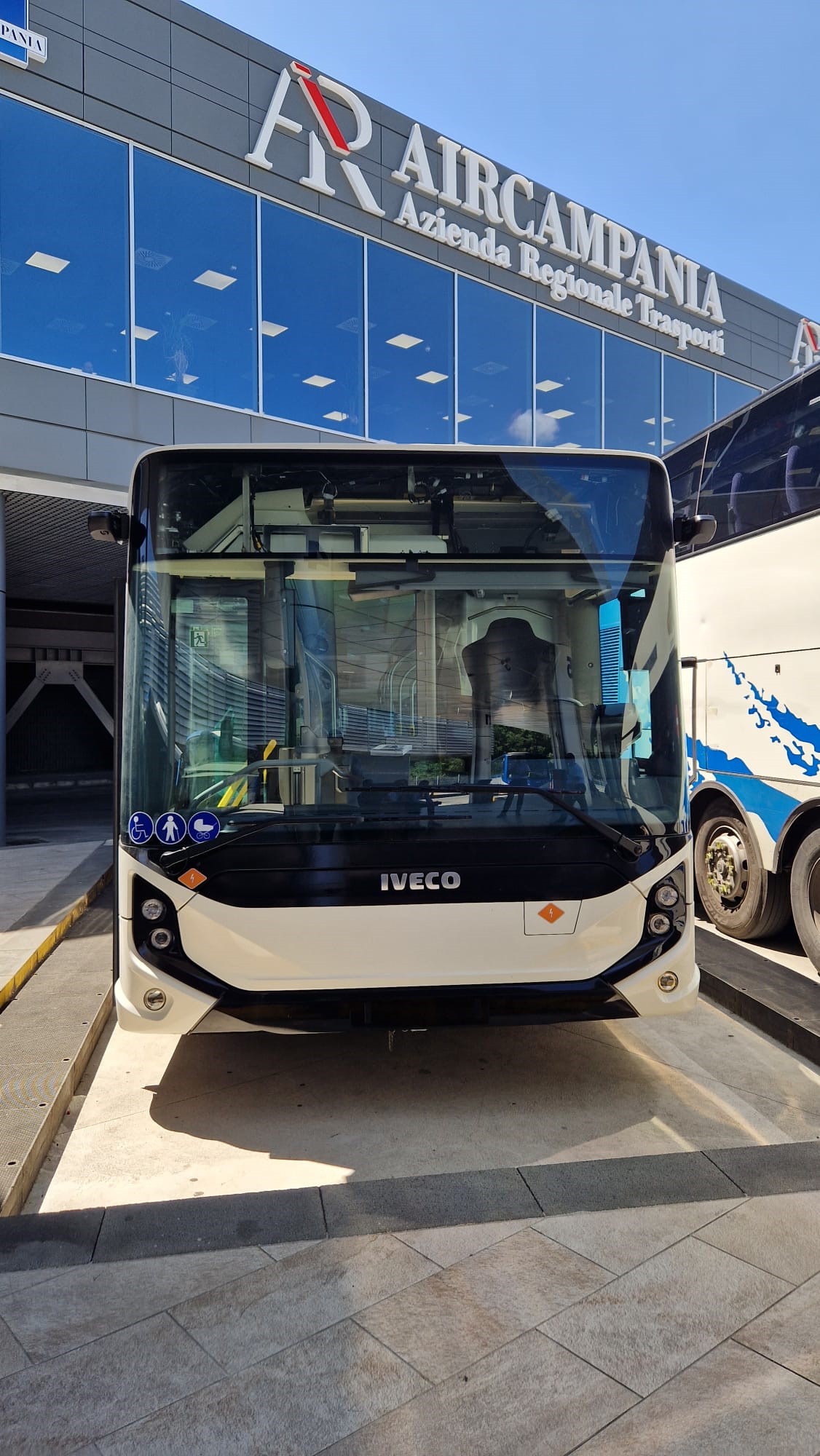 AIR Campania testa su strada l'EWay HeuliezIVECO