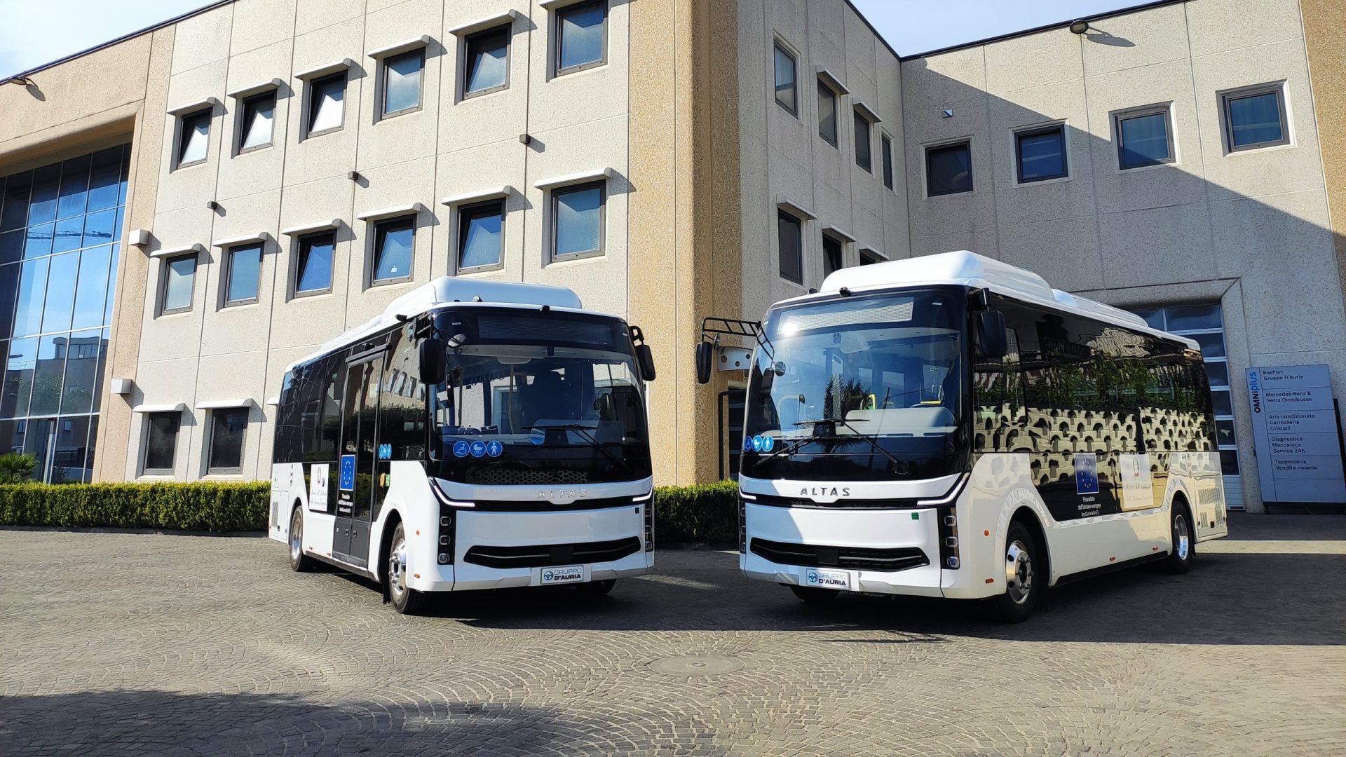 Novus Bus D'Auria, consegnati due e-bus Altas a Pantelleria