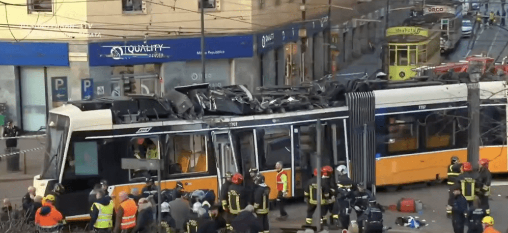 Incidente tram a Milano: un morto e venti feriti, anche gravi