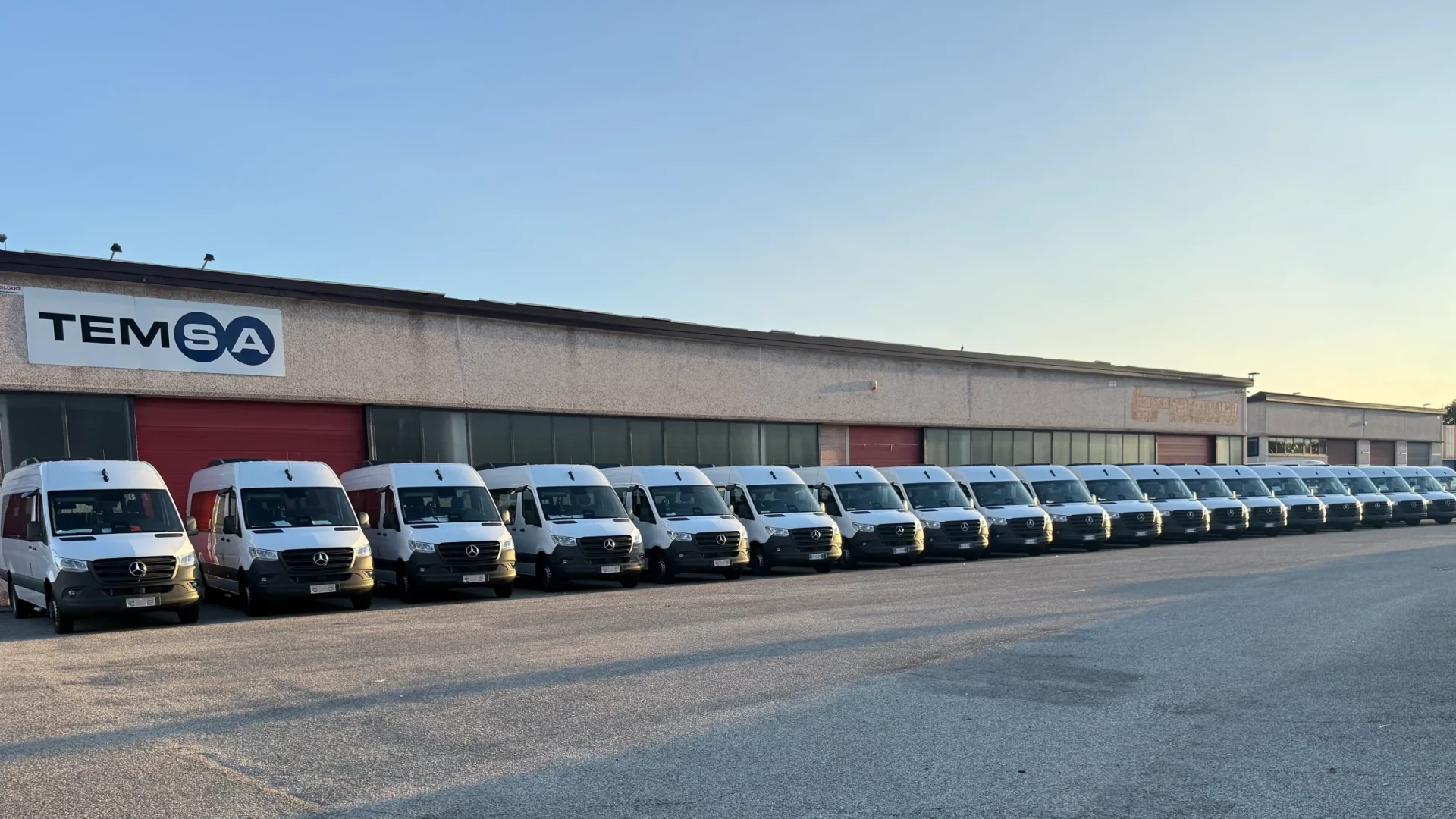 Troiani mercedes benz sprinter lucca scia