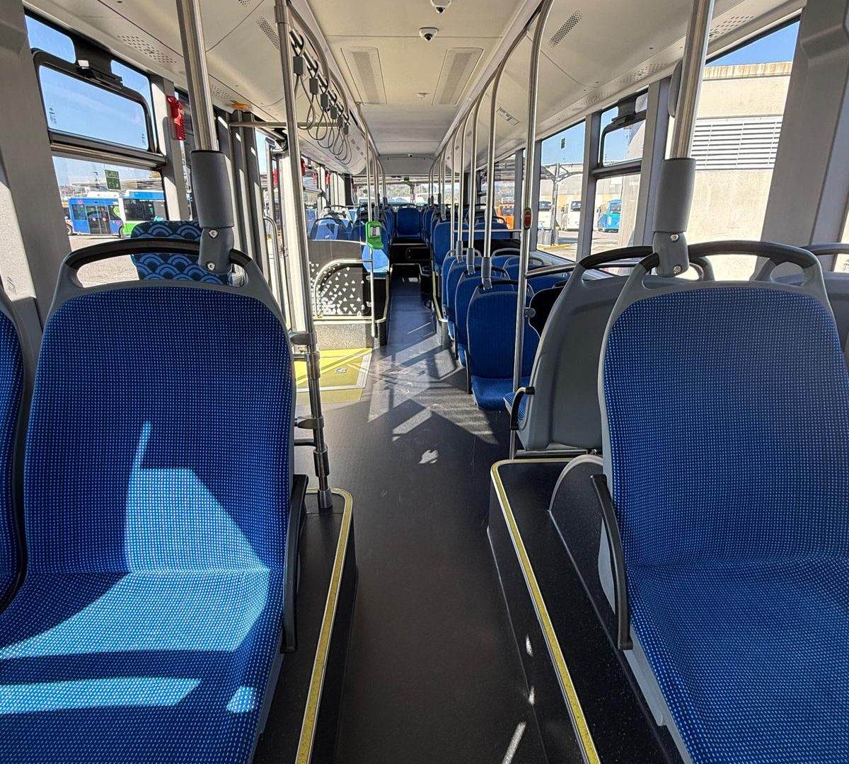 interno autobus elettrico yutong asf autolinee como