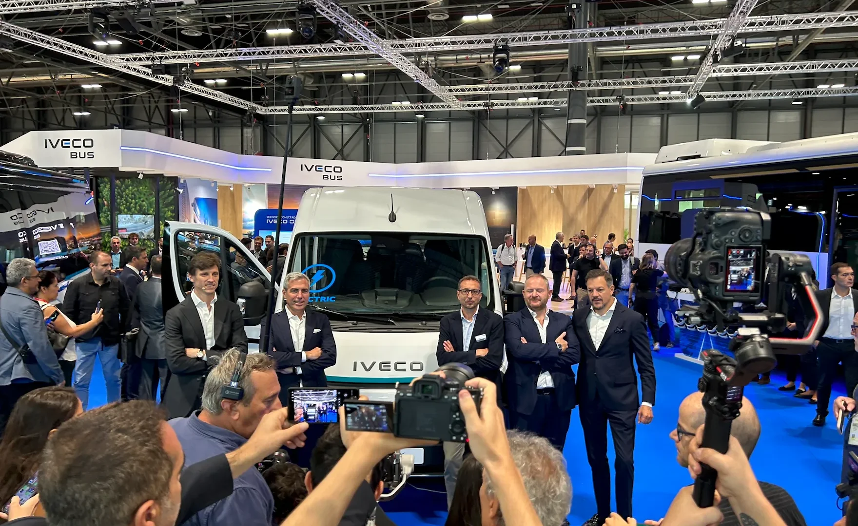 iveco bus eflexy fiaa 2026 presentazione